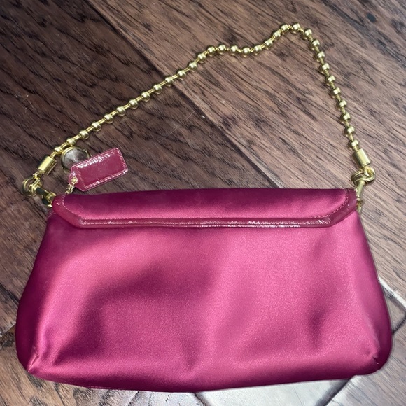 Stunning Coach Satin Evening Bag with Gold Ball Chain - Picture 4 of 6